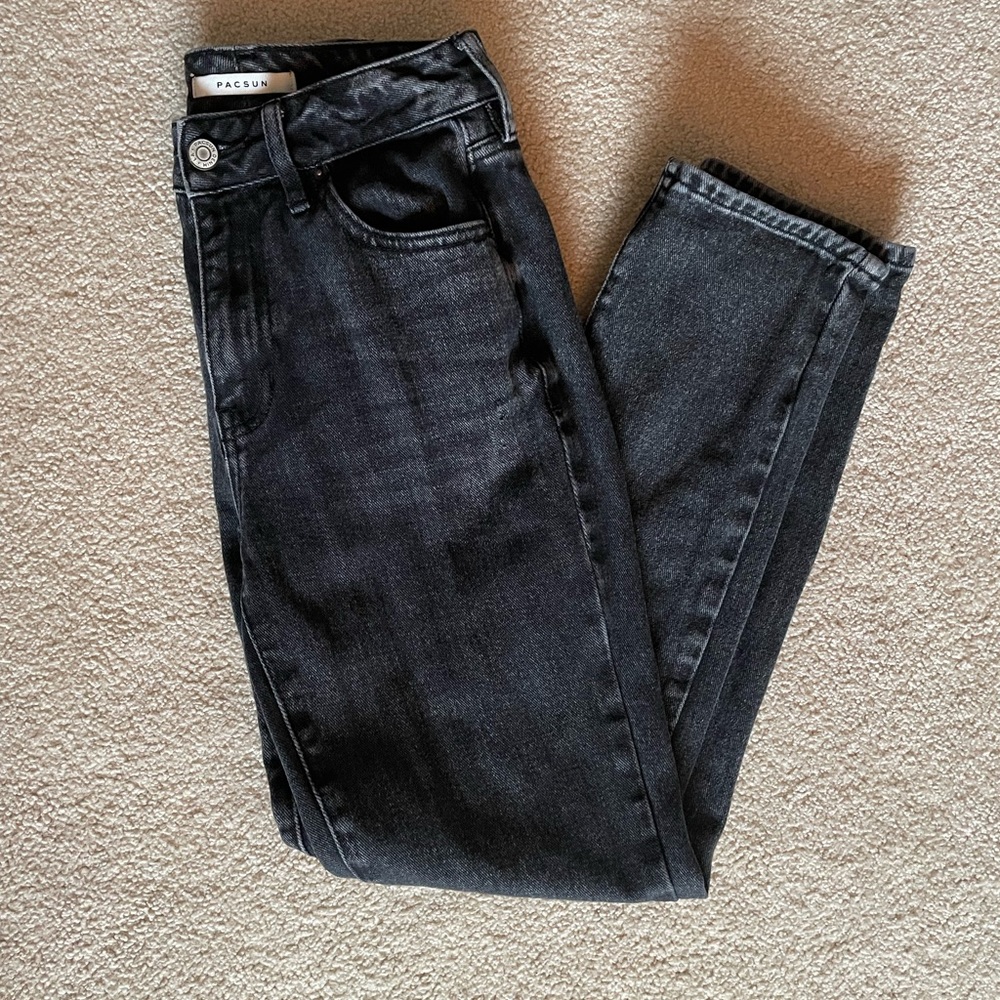 Pacsun mom jeans